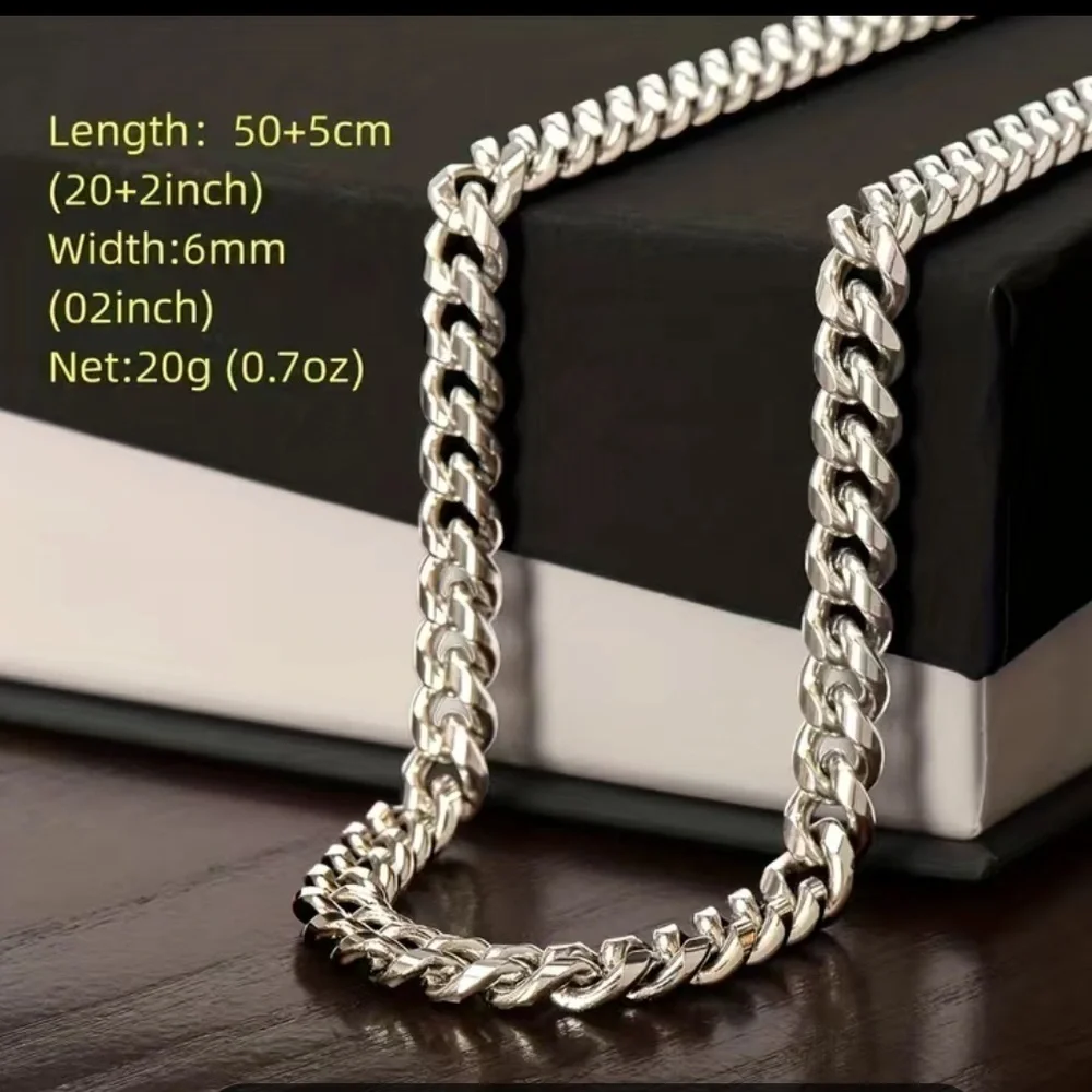 Gift for Dad “Worlds Beat Dad” Silver Tone 20” Chain Necklace with Gift Box